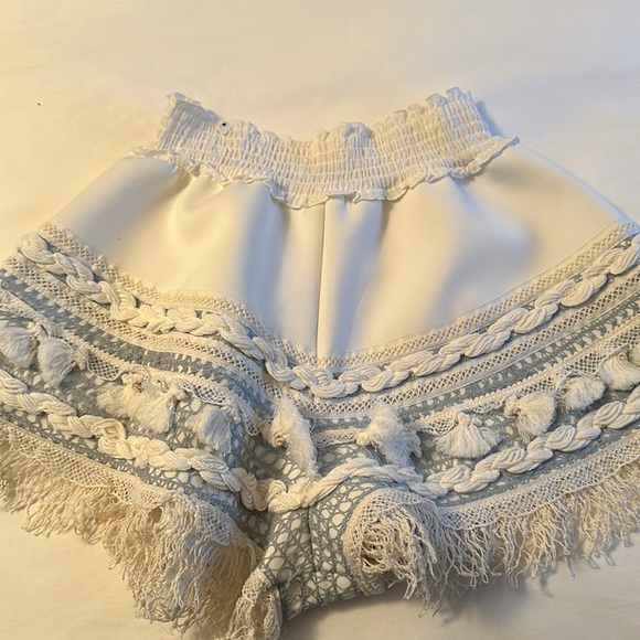 Chio shorts size small - Picture 4 of 7